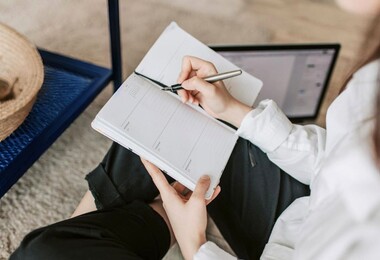 Срок уплаты имущественных налогов в 2025 году — по 17 ноября. Сколько нужно будет заплатить?