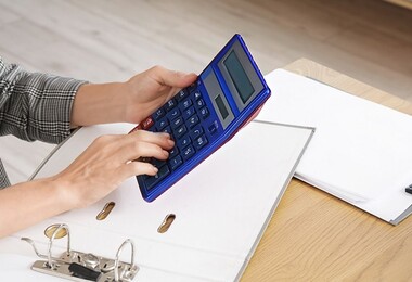 Прекращение деятельности ИП до и после 18.08.2025: взносы в ФСЗН