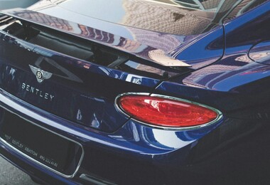 Организациям запретили включать расходы на автомобили премиум-класса в себестоимость